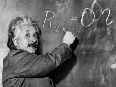 Grafé: molècules 2D permeten comprovar la teoria de la relativitat d'Einstein